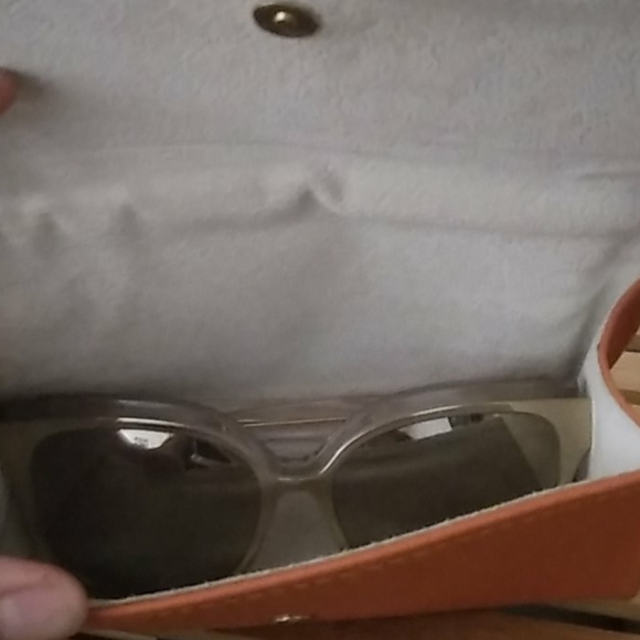 Sunglasses - Picture 3 of 3